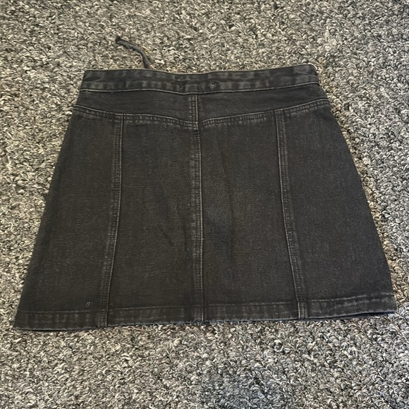 Showpo Black Tie Skirt - Picture 3 of 3